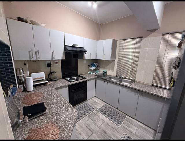 3 BEDROOM APARTMENT RENTED IN MUSGRAVE